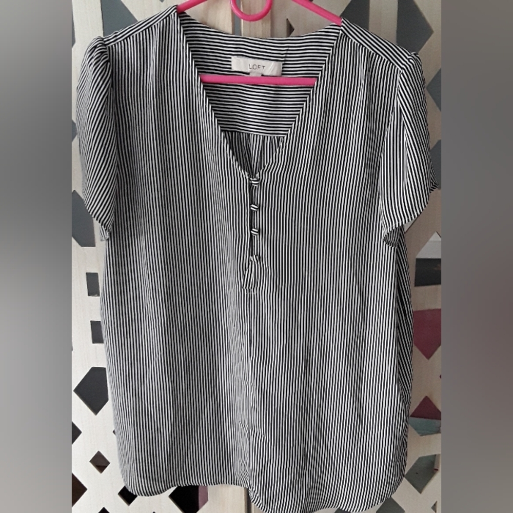 LOFT Black and White Striped Women's Top